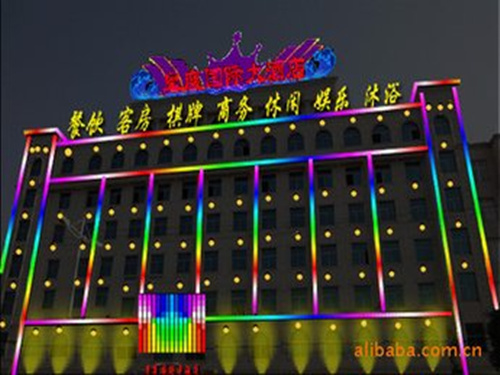 柏威广告楼体亮化工程专业制作